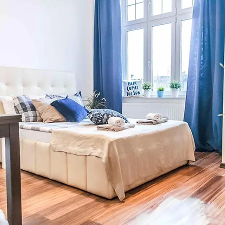 Central Studio Apartment