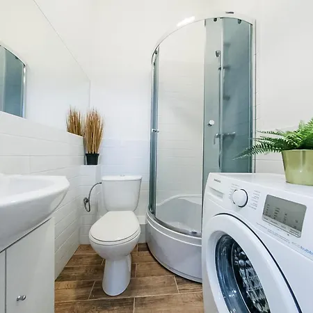 Central Studio Apartment *